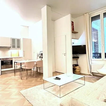 Guestready - Chic And Near Attractions